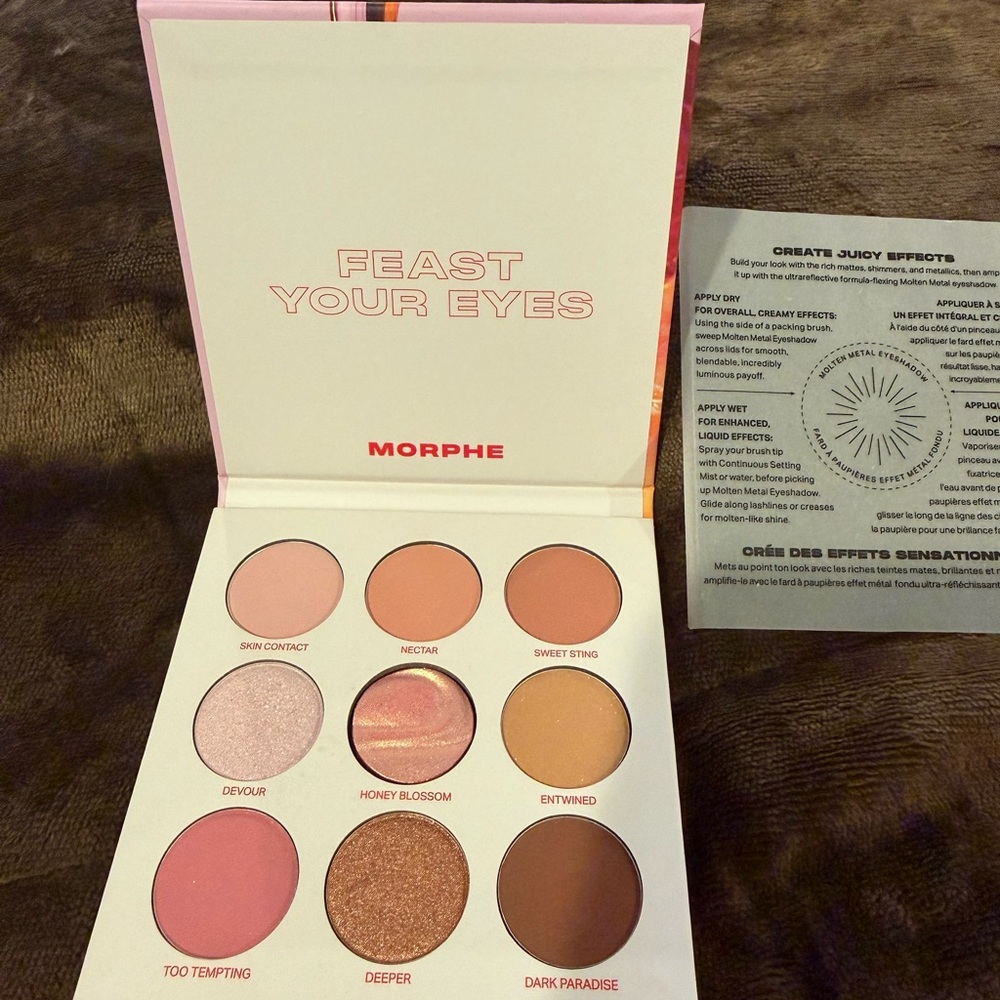 Morphe Eyeshadow Palette - Pink, Peach and Bronze Hues